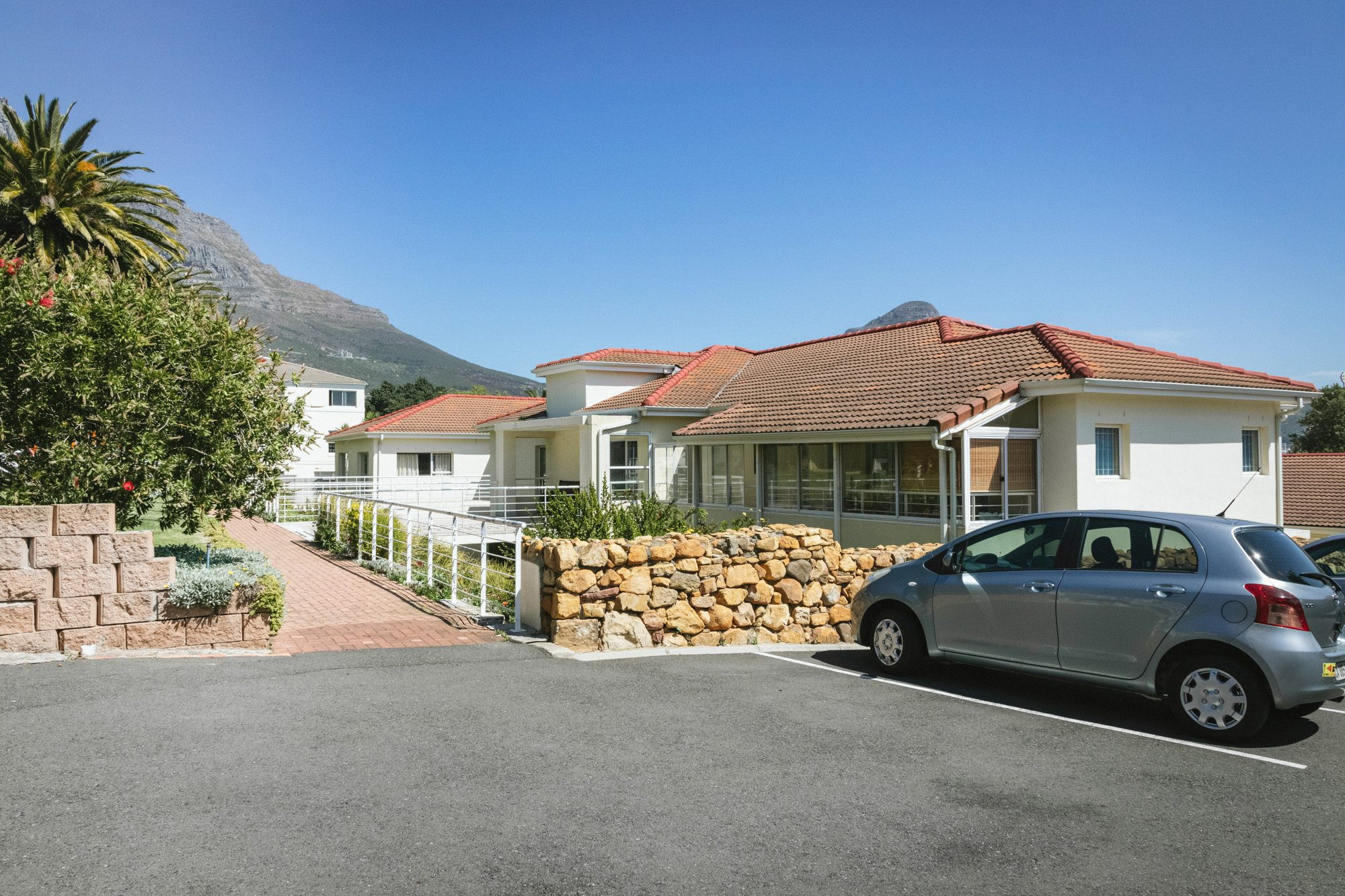 larmenier care centre
